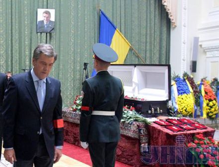 В Киеве попрощались с Михаилом Сиротой (фоторепортаж)