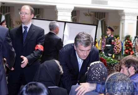 В Киеве попрощались с Михаилом Сиротой (фоторепортаж)