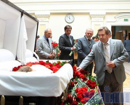 В Киеве попрощались с Михаилом Сиротой (фоторепортаж)
