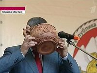 Кокойти відзначив незалежність, випивши залпом три літри вина (фото)