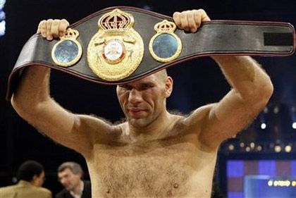 Николаю Валуеву присудили титул чемпиона мира (добавлены фото)