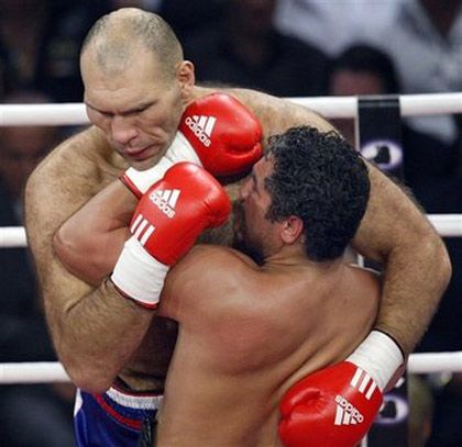 Николаю Валуеву присудили титул чемпиона мира (добавлены фото)