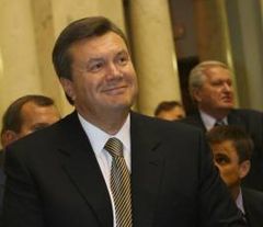Виктор Янукович во время вечернего заседания Верховной Рады. Киев, 2 сентября