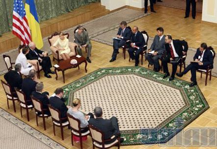 Ющенко, Тимошенко і Річард Чейні (фоторепортаж)