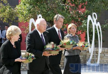 Ющенко, Тимошенко і Річард Чейні (фоторепортаж)