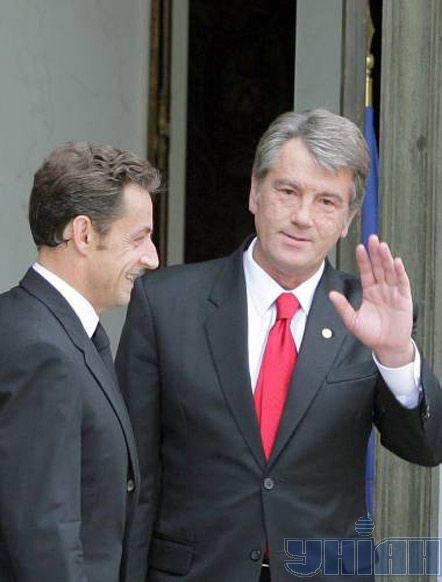Ющенко в Париже (фоторепортаж)