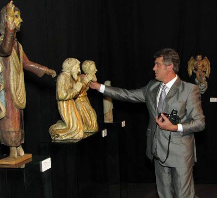 Ющенко стал на место Апостола Павла (фоторепортаж)