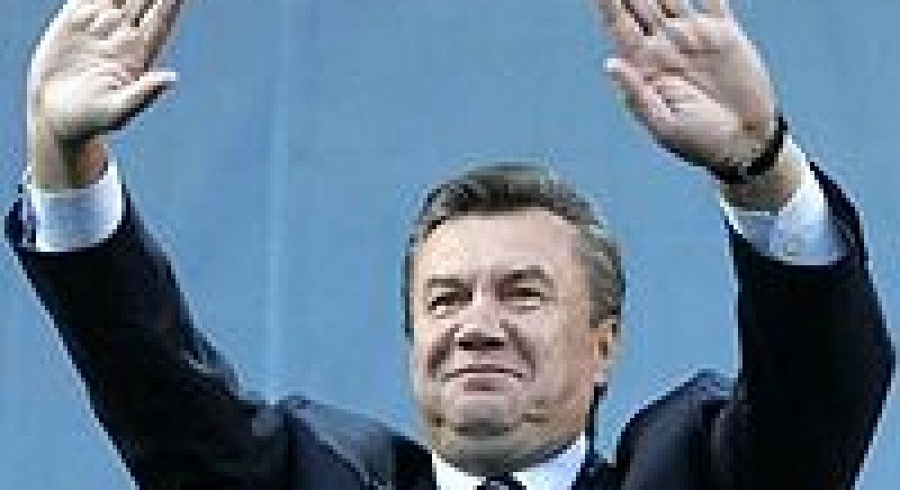 Між Брюсселем та Москвою