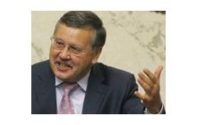Гриценко: Ющенко не має права на свій розсуд зупинити скорочення армії