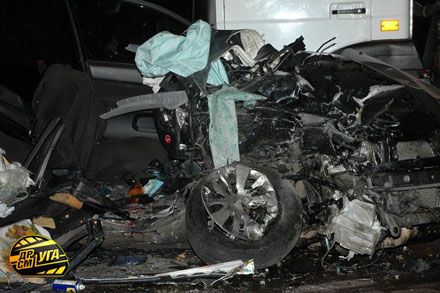 Из-за пшена в Киеве сегодня разбились 9 машин: есть погибшие (фоторепортаж)