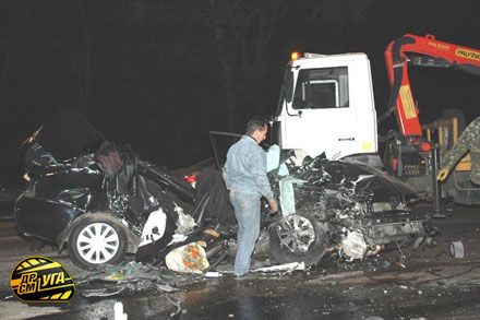 Из-за пшена в Киеве сегодня разбились 9 машин: есть погибшие (фоторепортаж)