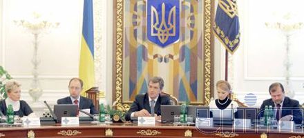 Ющенко и Тимошенко на заседании СНБО (фоторепортаж)