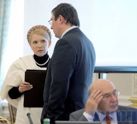 Ющенко и Тимошенко на заседании СНБО (фоторепортаж)