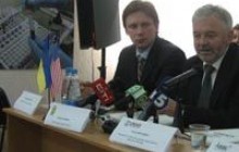 Україна усемеро збільшить фінансування програми з подолання ВІЛ/СНІДу