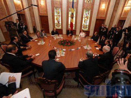 Тимошенко и Путин в Кишиневе (фото)