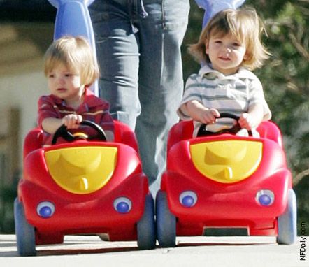 Джейден Джеймс и Шон Престон Федерлейн