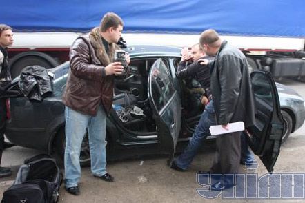 Затримання наркодилерів (фоторепортаж)