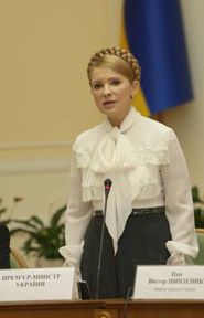 Тимошенко б’є дуплетом – по Стельмаху і по Ющенку
