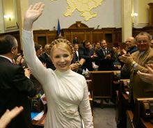 Юлия Тимошенко после избрания на должность премьер-министра в зале засиданий ВР. 18 декабря 2007