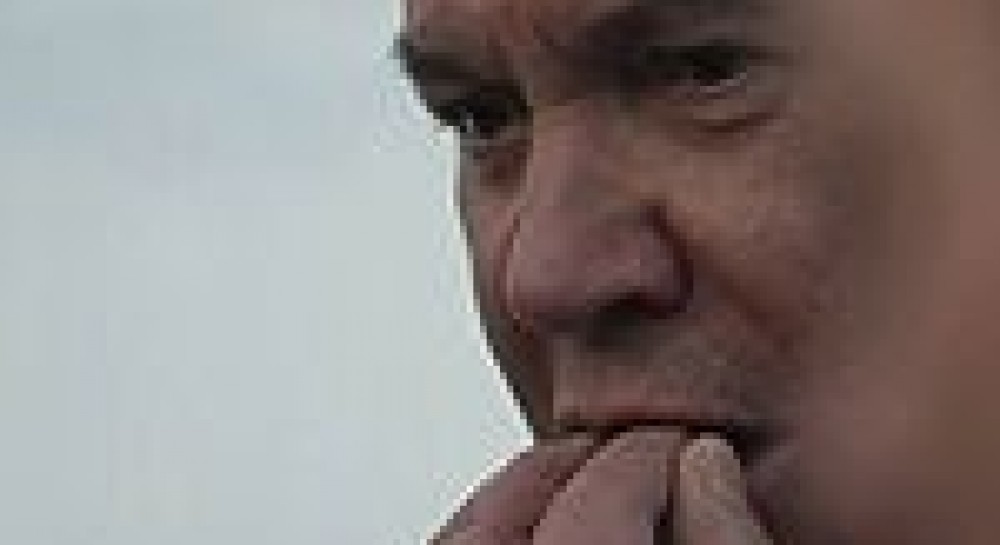 А Вы представляете Виктора Януковича в кресле спикера?