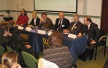 Час “чорно-білої” зовнішньої політики минув. Україна запізнюється?