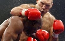 Валуев указал Кличко на единственного достойного соперника