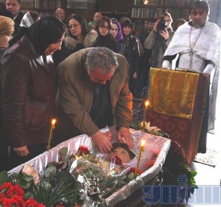 Похорон Анастасії Бабурової в Севастополі (фоторепортаж)