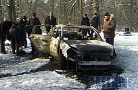 Похоронили судью, найденного в сожженной машине (фото)