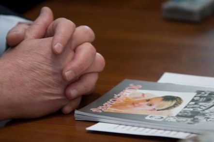 Тетка Тимошенко написала о племяннице две книжки (фото)