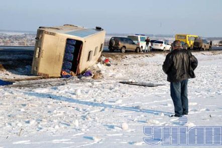 Авария автобуса Харьков - Купянск (фото)