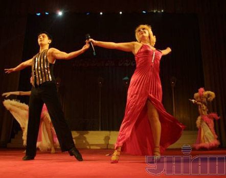 ”Мадам Одеса 2009” Аліна Зубінська під час конкурсу танцю