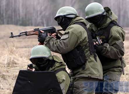 Луценко: МВД готово к любому развитию событий (добавлены фото)