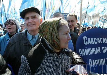 Из-за митингов Януковича Герман не успеет побелить хату? (репортаж с Майдана)