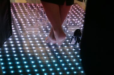 Тимошенко роззулася в прямому ефірі (фото)