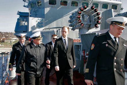 Яценюк вважає, що армію треба негайно переоснастити