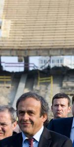 Мішель Платіні під час відвідин Національного спортивного комплексу “Олімпійський”