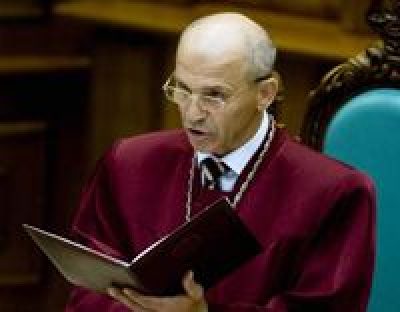 КС: местные выборы в Украине в 2011 году - неконституционны