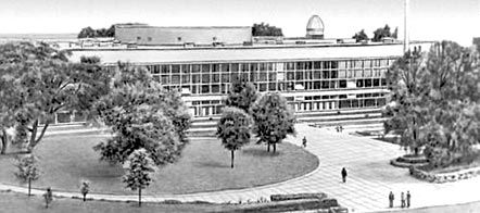 Палац дітей і юнацтва (колишній Палац піонерів) 