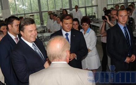 Під час візиту Януковича на завод ФЕД помер фотокореспондент
