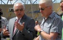 Литвину показали стадион к Евро-2012 (фоторепортаж)