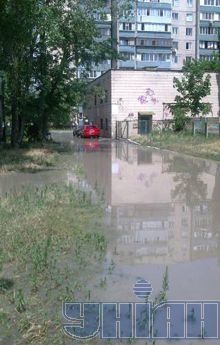 Киев первый день с горячей водой: на Оболони уже - фонтан (фото)