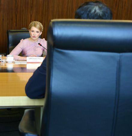За чим Тимошенко їздила до Кореї?