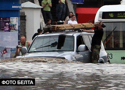 Мінськ затопило в результаті дводенних злив (фото)