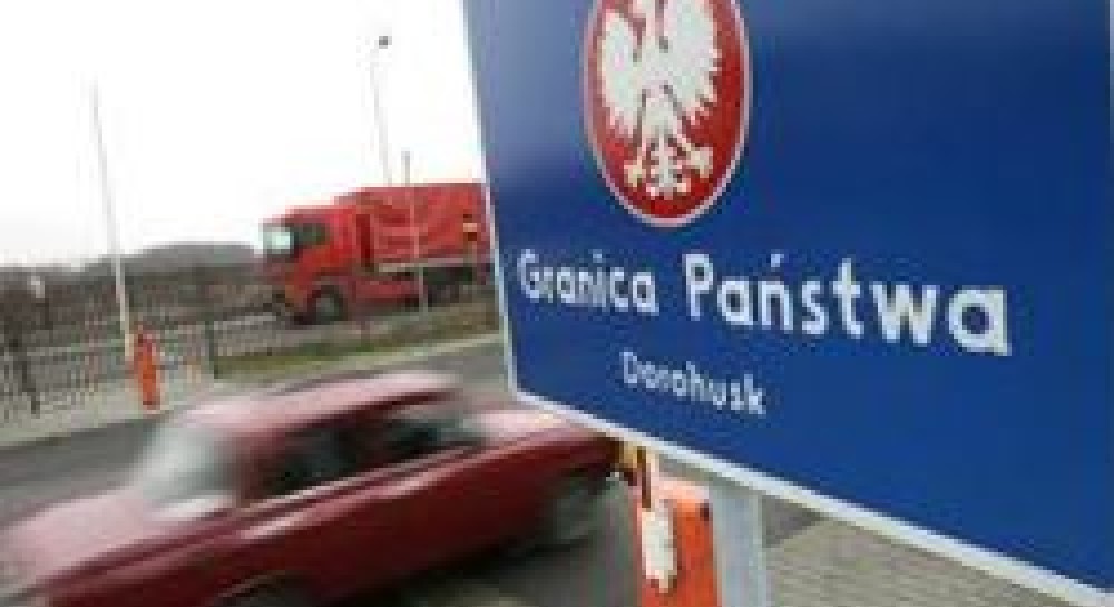 Польща готова щодня видавати українцям 2 тисячі дозволів в рамках малого прикордонного руху
