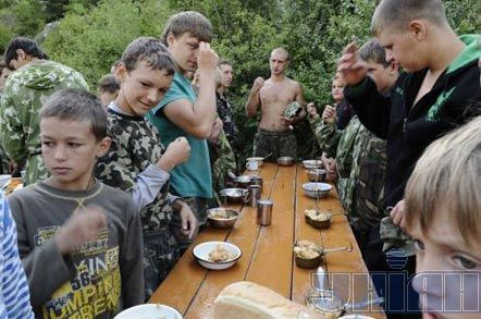 Дитячий козацький табір 'Крим-Січ' (фоторепортаж)