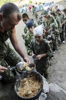 Детский казачий лагерь 'Крым-Сечь' (фоторепортаж)