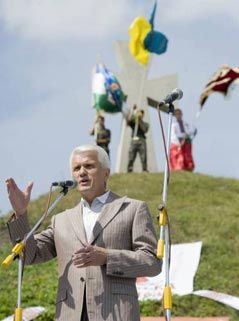 Володимир Литвин на 360-річчі Зборівської битви (фоторепортаж)