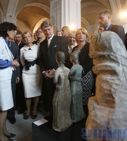 Ющенко, Тимошенко, Литвин у Мистецькому арсеналі (фото)