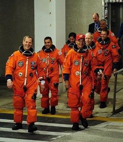 Шаттл Discovery стартував з мису Канаверал до МКС