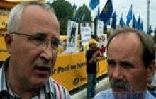 Що таке толерантність, Медведєву пояснили на прикладі брошури про наркоманію